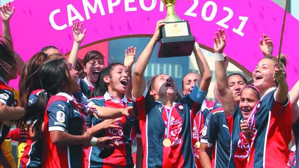 Huelga en Cerro por falta de pago