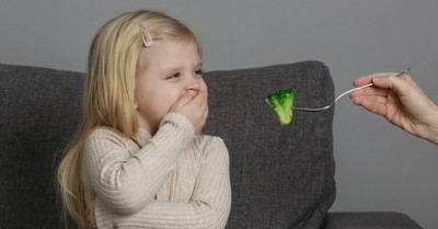 La ciencia explica la aversión de tus hijos al brócoli y la coliflor - SNT
