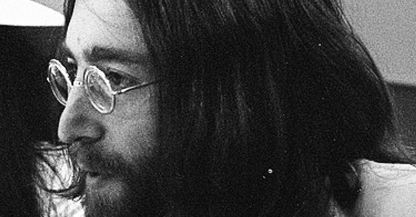 Subastan una canción inédita de John Lennon grabada en casete en 1970 - SNT