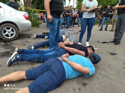 Encañonaron a esposa e hijo de político y roban G. 185 millones. Hay 6 detenidos