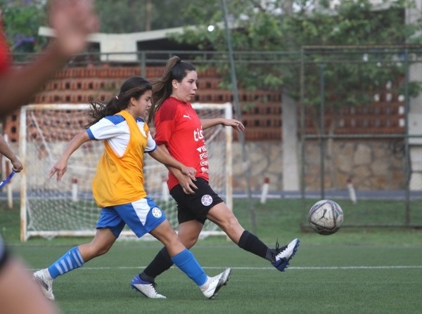 Fútbol en el cierre de la semana - APF