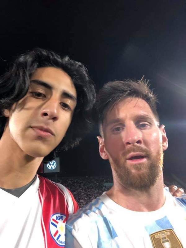 Hincha que ingresó al Defensores: "Voy a encuadrar la foto con Messi"