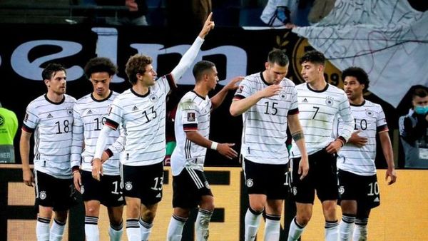 Alemania logra una apretada y difícil victoria ante Rumanía