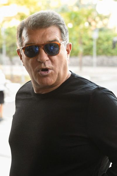 Laporta: “Esperaba que Messi jugase gratis” - Fútbol - ABC Color