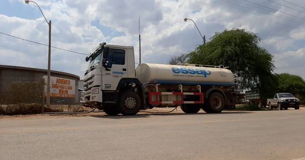 La Nación / Proveen agua en el Chaco