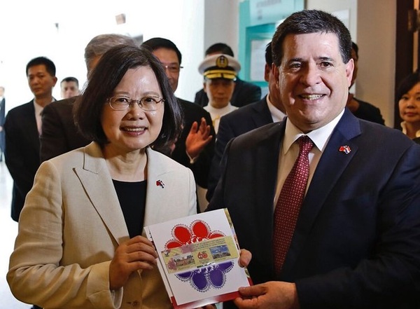 Cartes congratula por el Doble Diez a la presidenta de Taiwán, Tsai Ing-Wen, y al pueblo taiwanés - ADN Digital