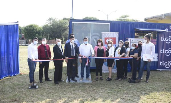 Tigo y Conatel inauguran un nuevo Telecentro en Ñemby