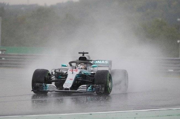 Diario HOY | Bottas saldrá desde la 'pole' en GP de Turquía por delante de Verstappen, Hamilton 11º