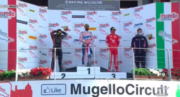 ¡Orgullo paraguayo! Duerksen conquistó Italia en Fórmula 4