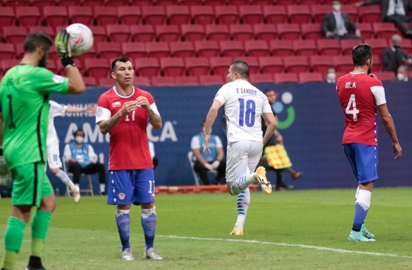 Chile, con un pie fuera del Mundial, va por el todo o nada ante Paraguay