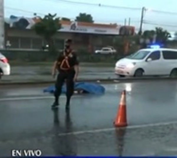 Muere ciclista tras arrollamiento - Paraguay.com