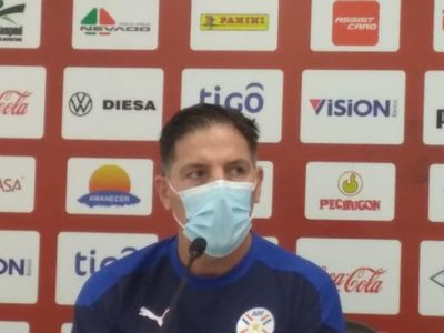 Berizzo se inclina por Alderete de central y Arzamendia de lateral - Selección Paraguaya - ABC Color