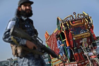 Afganistán: talibanes buscan “relaciones positivas” con EE.UU. en reunión cara a cara - Mundo - ABC Color