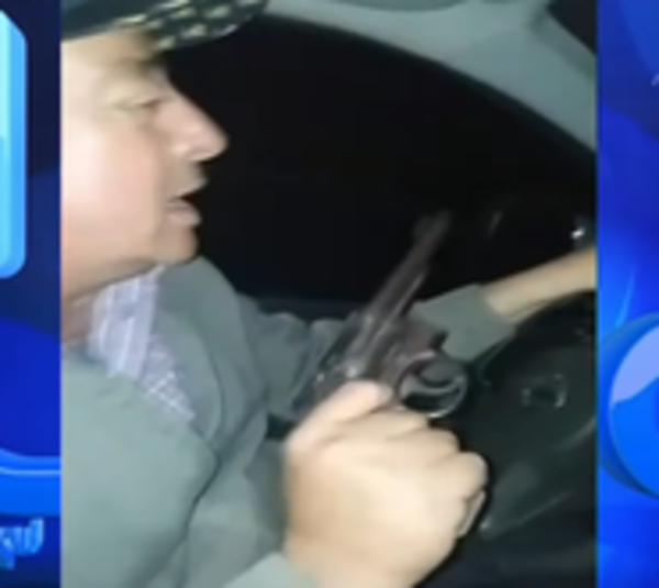 Dirigente político realiza amenaza con arma de fuego - Paraguay.com