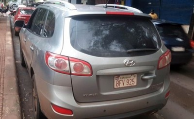 Recuperan camioneta robada en Foz de Yguazú