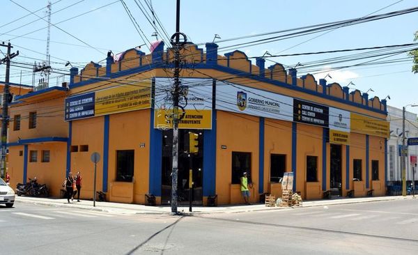 Presuntos planilleros del clan González Daher fueron desvinculados de la Municipalidad de Luque - Nacionales - ABC Color
