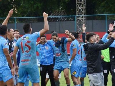 Resistencia retorna a Primera - Fútbol de Ascenso de Paraguay - ABC Color