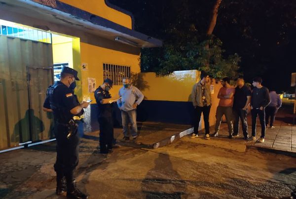 Elecciones municipales 2021: denuncian que desconocidos ingresaron con un maletín a local de Luque - Nacionales - ABC Color