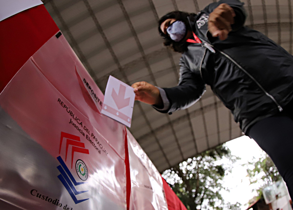 Más de 4,6 millones de paraguayos llamados a las urnas para elegir intendentes - .::Agencia IP::.