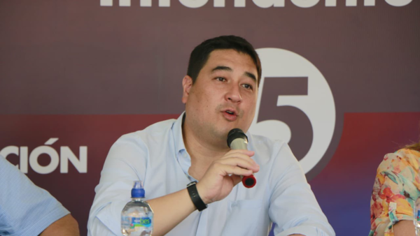 Para Nakayama, compras dudosas de Nenecho definió a indecisos