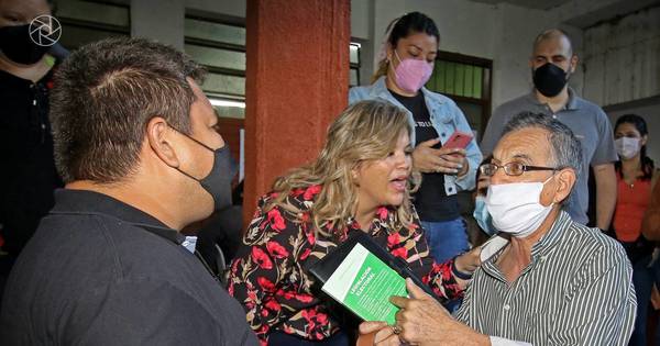 La Nación / Primeros incidentes en locales de votación en varios puntos del país