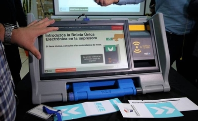 Diario HOY | Municipales: 200 máquinas de votación presentaron inconvenientes