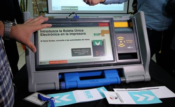 Diario HOY | Municipales: 200 máquinas de votación presentaron inconvenientes