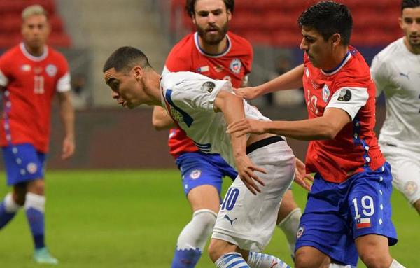 Por la victoria: la Albirroja se enfrenta a La Roja por las Eliminatorias Sudamericanas