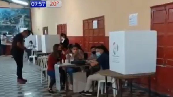 Se reporta 30% de participación del electorado hasta el mediodía