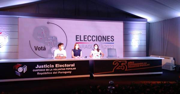 La Nación / Las elecciones mueven a más de 2.000 jóvenes observadores y custodios de la voluntad popular