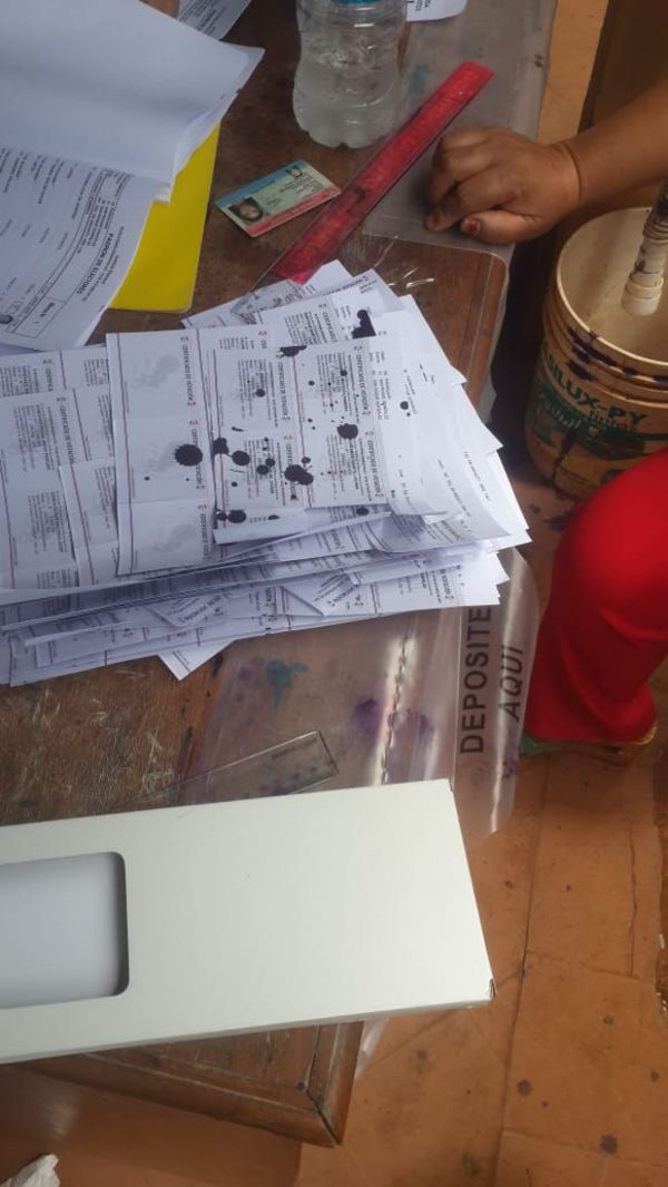 Abucheos e inducción al voto en el departamento de Paraguarí - Nacionales - ABC Color