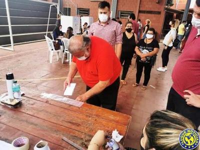 Sin cargo, sin amigos: El condenado OGD votó a "escondida" •