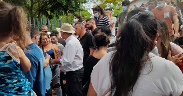 La Nación / Denuncian a candidatos liberales por amenazas e inducción al voto en Caacupé