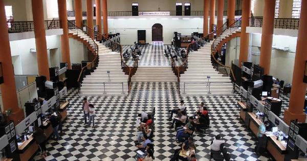 La Nación / Sube nivel de recaudaciones, pero a la par de presiones para subir salarios de funcionarios