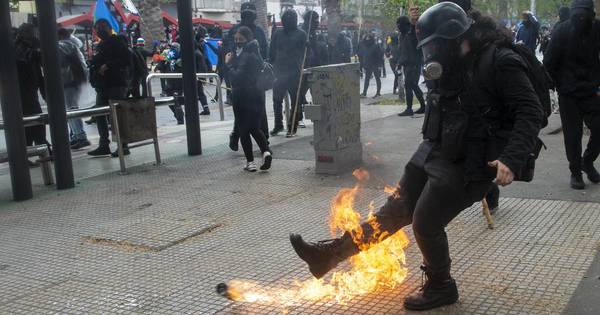 La Nación / Chile: incidentes en marcha mapuche dejan un muerto