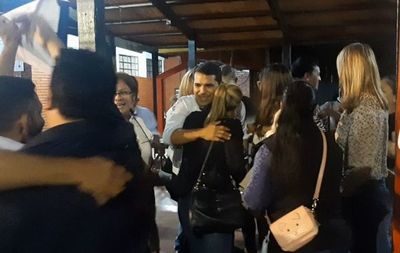 Resultado Elecciones Municipales Presidente Franco 2021: Con euforia, Roque Godoy y sus adherentes celebran reelección - ABC en el Este - ABC Color