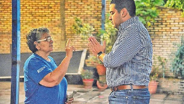 Candidato del PLRA arrasa en Villa Elisa y logra ser reelecto