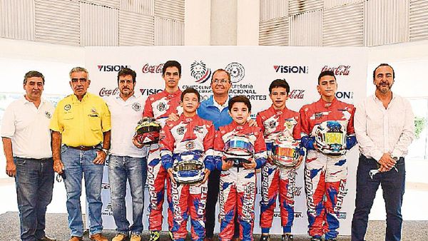 Paraguayos a la pista en Colombia