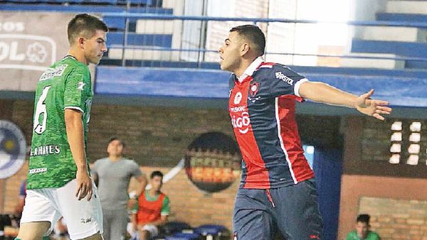 El Ciclón vence en inicio del Prémium