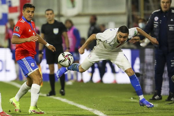 La Albirroja a nadie: cayó ante Chile por 2-0