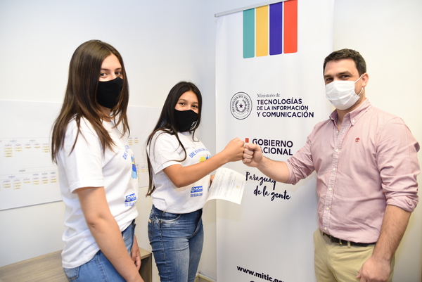 Conectadas y seguras: buscan tener acceso a internet de manera segura