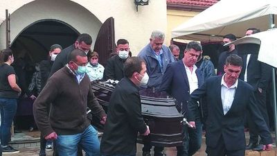 Dieron el último adiós a la hija del gobernador