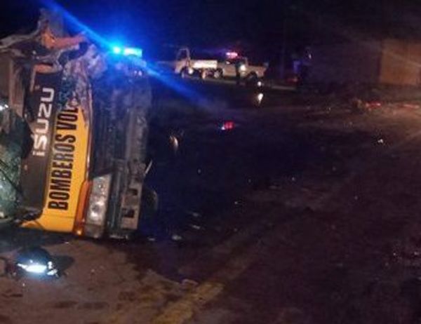 Una bombera voluntaria fallece en accidente de tránsito en Quiindy - Nacionales - ABC Color