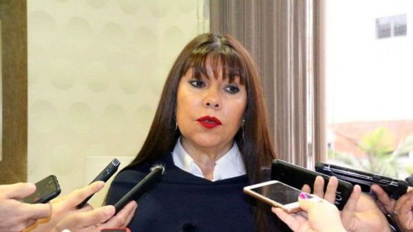 Diputada se quejó: "Siempre hay alguien que nos caga"