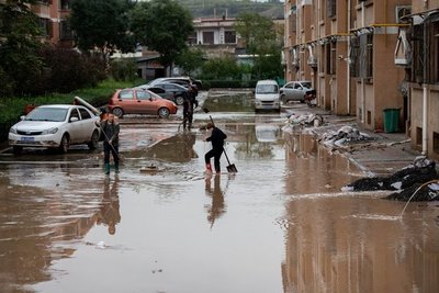 Lluvias récord e inundaciones en el centro de China: hay más de un millón de afectados y 120.000 evacuados - .::Agencia IP::.
