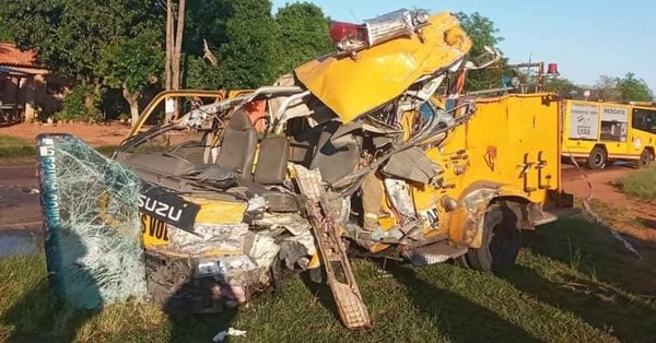 Capitana de bomberos fallece en fatal accidente en Quiindy - Noticiero Paraguay
