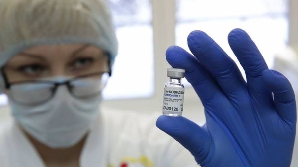 Diario HOY | Agentes de inteligencia del Reino Unido creen que Rusia robó secretos de la fórmula de AstraZeneca