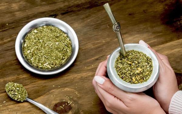 Hoy se celebra el día de la Yerba Mate