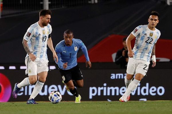 Argentina se entrena con la plantilla completa y piensa en Perú - Fútbol Internacional - ABC Color