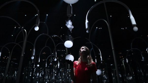 Burbujas multisensoriales inauguran un centro de arte inmersivo en Londres